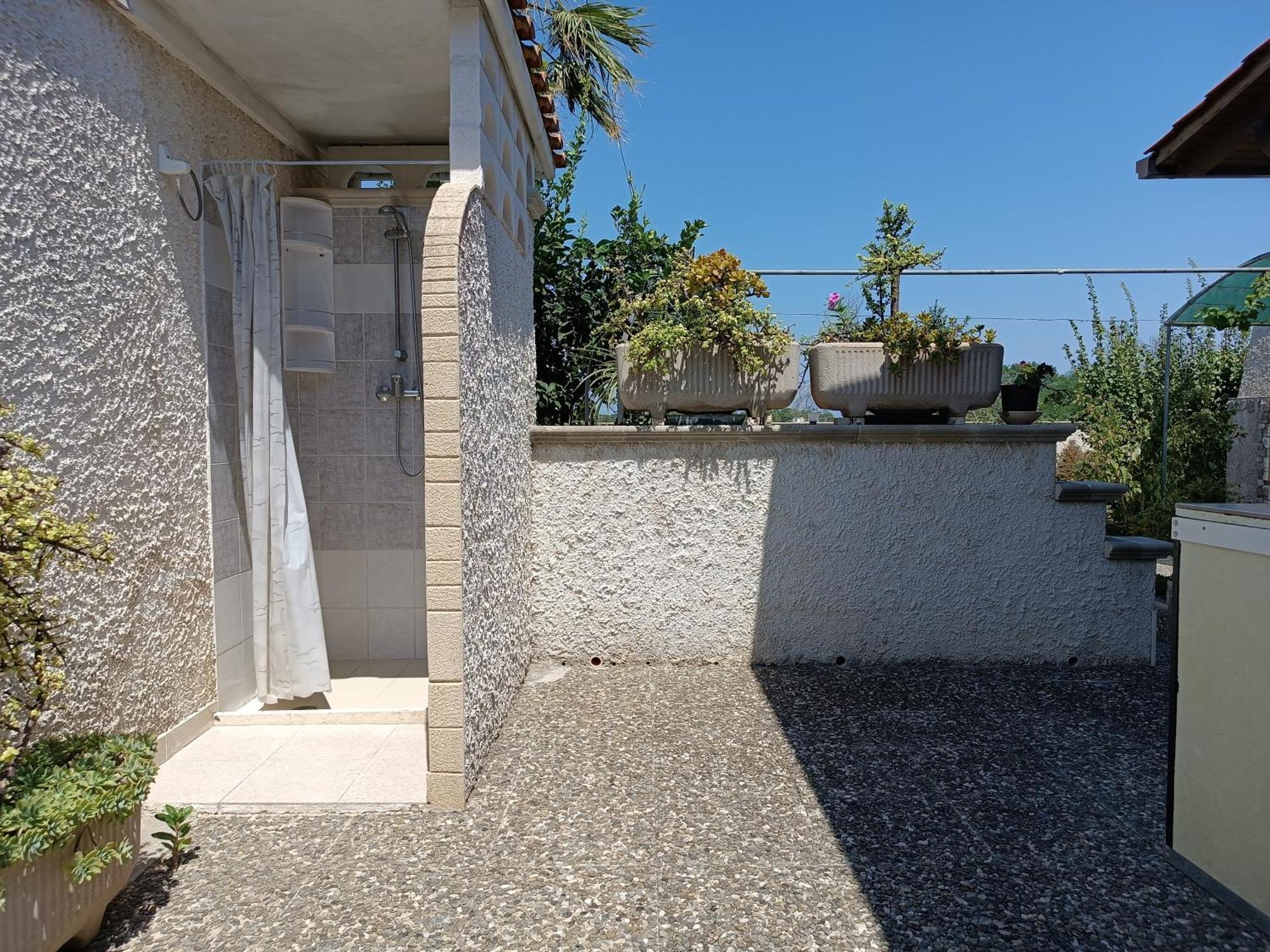Il Giardino Di Sofia Charm And Comfort Apartment Torre dell'Orso Eksteriør bilde