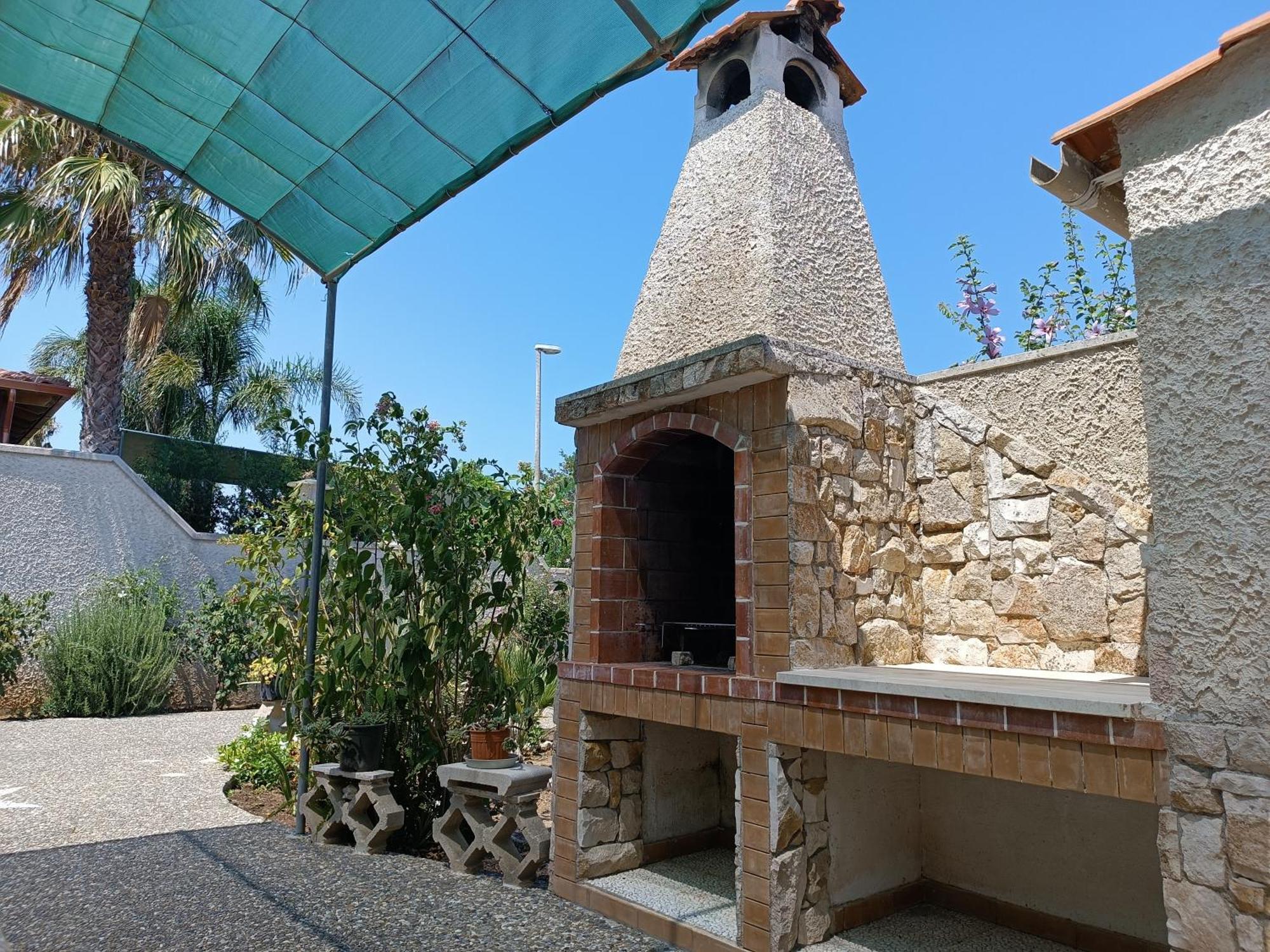 Il Giardino Di Sofia Charm And Comfort Apartment Torre dell'Orso Eksteriør bilde