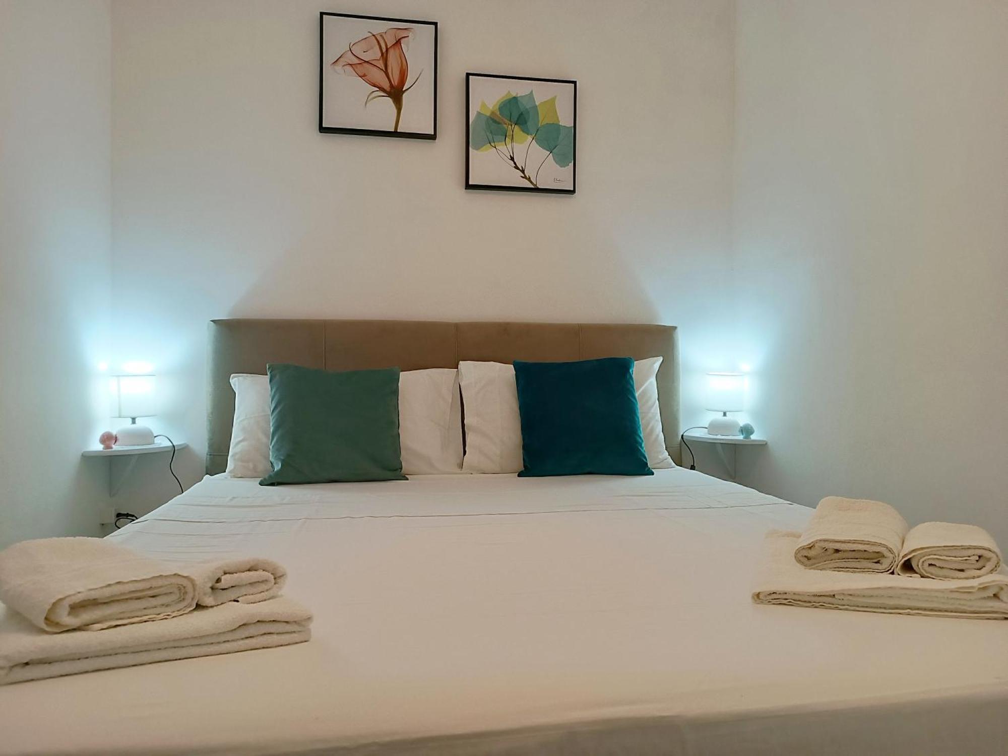 Il Giardino Di Sofia Charm And Comfort Apartment Torre dell'Orso Eksteriør bilde