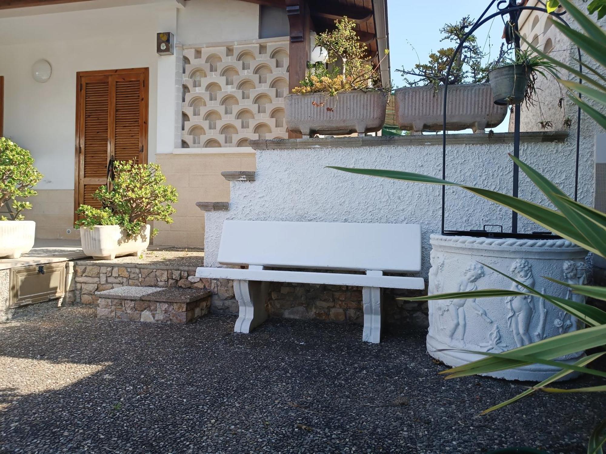 Il Giardino Di Sofia Charm And Comfort Apartment Torre dell'Orso Eksteriør bilde